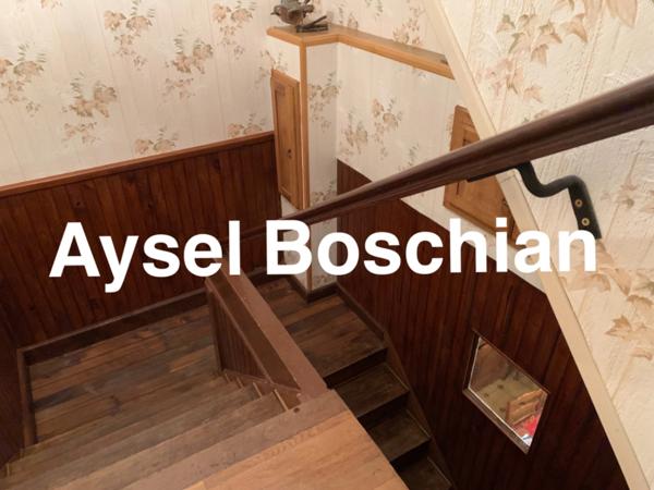 MAISON AVEC GRANGE ET IMMENSE TERRAIN