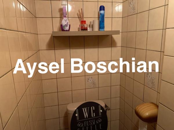 MAISON AVEC GRANGE ET IMMENSE TERRAIN