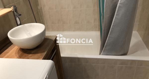 Location Studio meublé 26.9 m² - Neuilly-sur-seine 92200