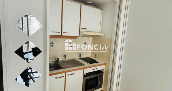 Location Studio meublé 26.9 m² - Neuilly-sur-seine 92200