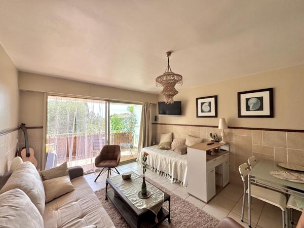 Saint-Raphaël les plaines 8MN à pied de la mer-aperçu mer-appartement 4 couchages