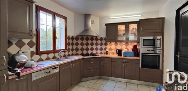 Maison à vendre 6 pièces 113 m² Quincy-Voisins