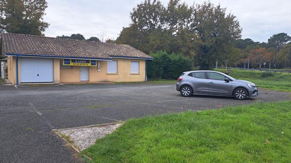 Location bureau La Teste-de-Buch - 116 m² - 1 950 €/mois