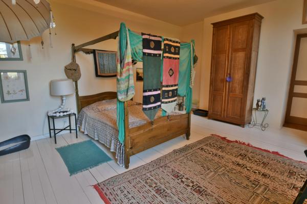 Propriete à vendre 11 pièces proche de SURGERES (17)