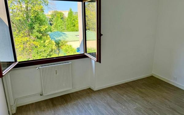 Appartement à vendre    4 pièces •  Alès