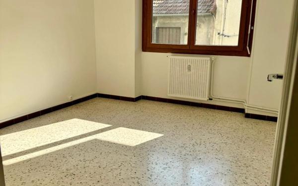 Appartement à vendre    4 pièces •  Alès