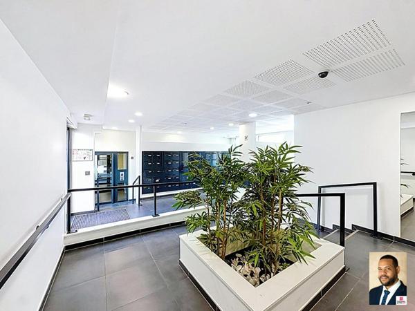 Appartement Longjumeau 3 pièces 59 m²  avec balcons et stationnements