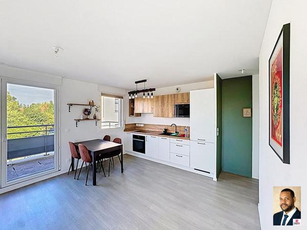 Appartement Longjumeau 3 pièces 59 m²  avec balcons et stationnements