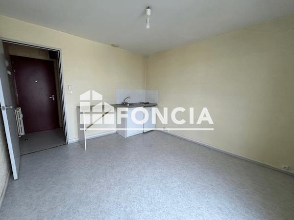Location Studio 17.39 m² - RESIDENCE STUDIOS GIBAUDERIE - 14 RUE DE LA GIBAUDERIE Poitiers 86000