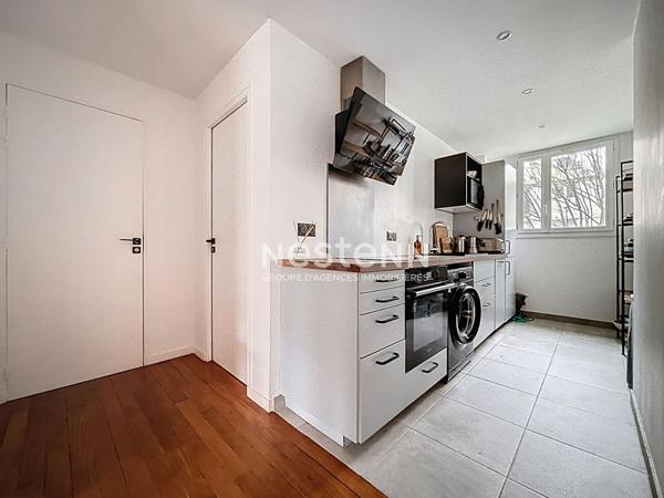 ISSY LES MOULINEAUX - CENTRE-VILLE - Appartement traversant 3 pièces