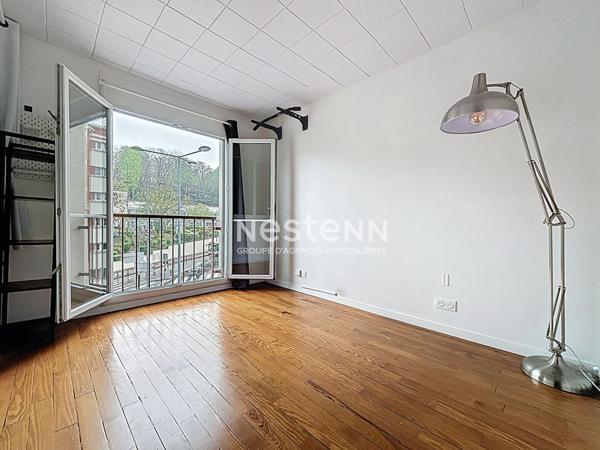 ISSY LES MOULINEAUX - CENTRE-VILLE - Appartement traversant 3 pièces