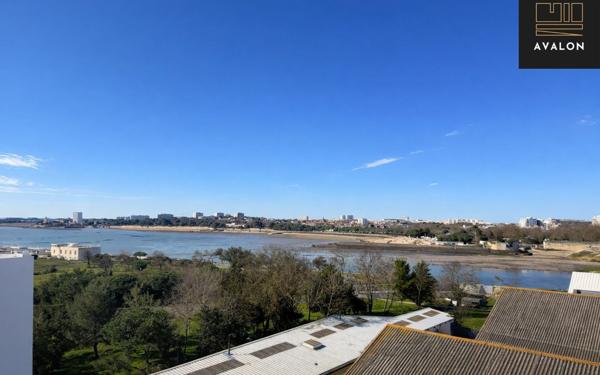 Appartement à vendre    4 pièces •  La Rochelle
