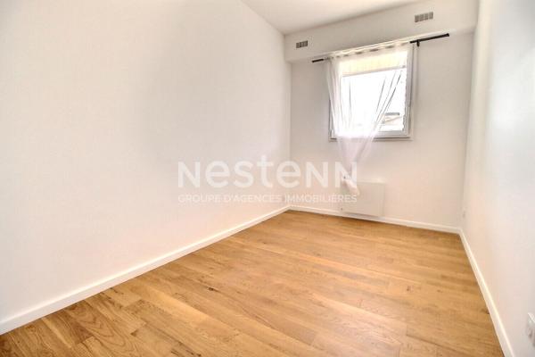 Appartement Courbevoie 4 pièces 75 m2 - TERRASSE - REFAIT A NEUF - DPE C- SUD-EST - TRAVERSANT - AU CALME