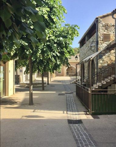 INVESTISSEMENT LOCATIF – Le Plan-de-la-Tour – Résidence de tourisme Village Club du Soleil Le Reverdi - 5 % de rentabilité