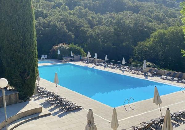 INVESTISSEMENT LOCATIF – Le Plan-de-la-Tour – Résidence de tourisme Village Club du Soleil Le Reverdi - 5 % de rentabilité