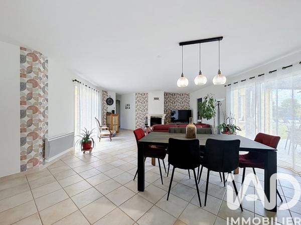Maison à vendre 7 pièces 140 m² Le Fouilloux