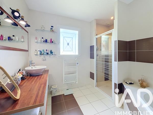 Maison à vendre 7 pièces 140 m² Le Fouilloux