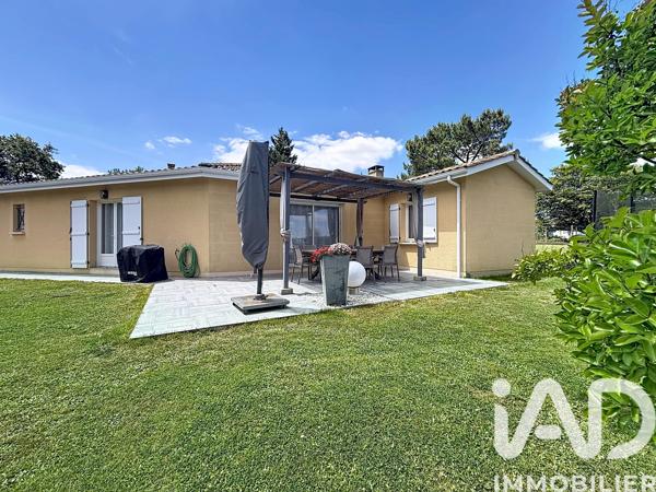 Maison à vendre 7 pièces 140 m² Le Fouilloux