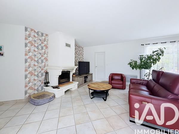 Maison à vendre 7 pièces 140 m² Le Fouilloux