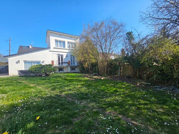 QUARTIER ALSACE LORRAINE- 12 MINUTES DE LA GARE DE CORMEILLES EN PARISIS