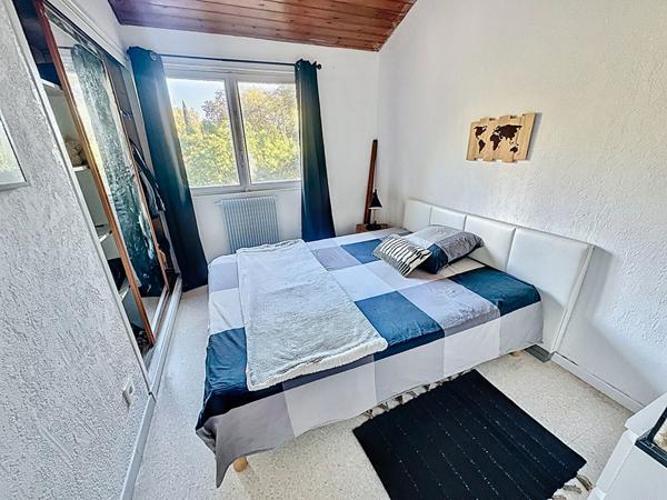 Maison Provençale à vendre à Peymeinade - 5 pièces, 4 chambres