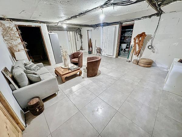 Maison Provençale à vendre à Peymeinade - 5 pièces, 4 chambres