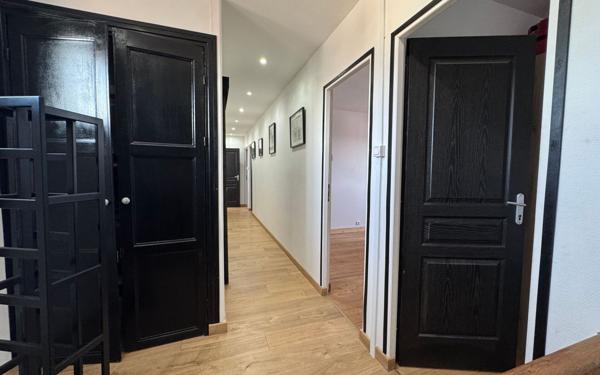 Maison à vendre    6 pièces •  Laon