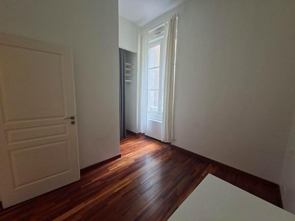 A louer, Appartement Bordeaux T2 Bis 56.04 m2