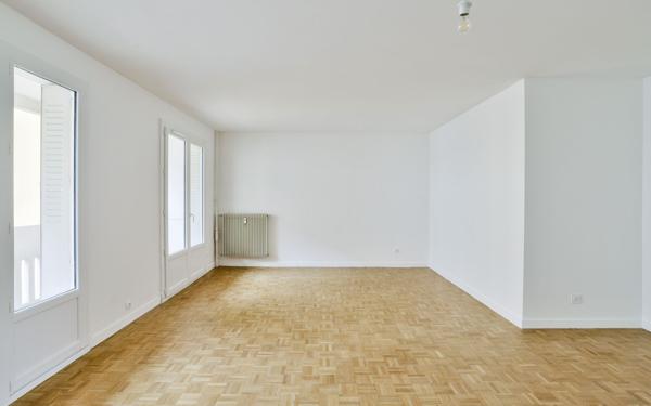 Appartement à vendre    3 pièces • 75,98 m2 Lyon 3