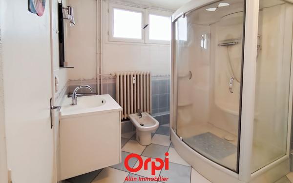 Appartement à vendre    3 pièces • 81,55 m2 Montluçon