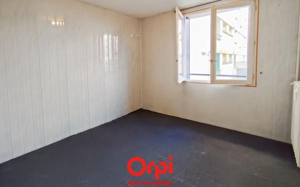 Appartement à vendre    3 pièces • 81,55 m2 Montluçon