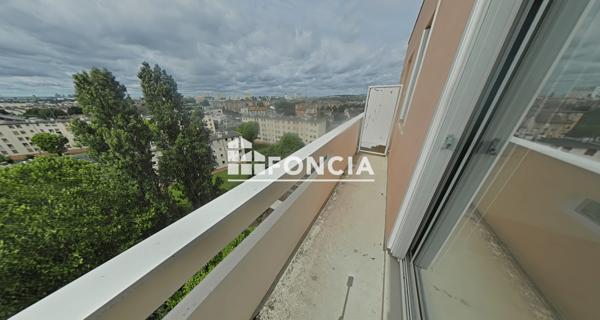 Location Studio 25 m² - Stains 93240