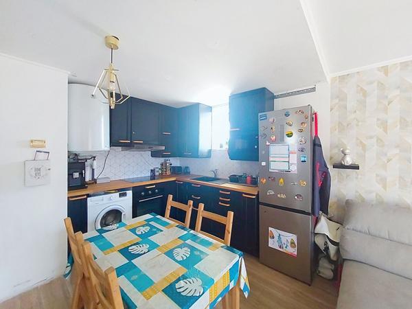 À vendre : Appartement 3 pièces à La Seyne sur Mer de 57.35 m2 avec balcon et garage