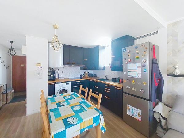 À vendre : Appartement 3 pièces à La Seyne sur Mer de 57.35 m2 avec balcon et garage
