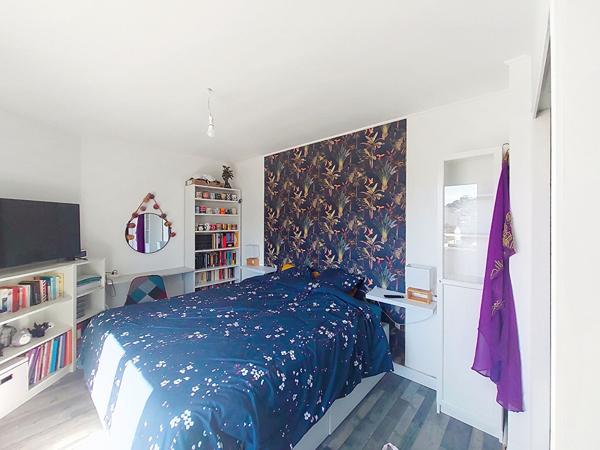 À vendre : Appartement 3 pièces à La Seyne sur Mer de 57.35 m2 avec balcon et garage