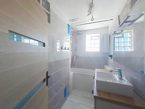 À vendre : Appartement 3 pièces à La Seyne sur Mer de 57.35 m2 avec balcon et garage