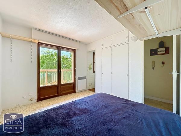 Appartement à vendre 1 pièce 28m² Fréjus (83600)