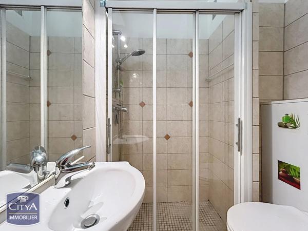 Appartement à vendre 1 pièce 28m² Fréjus (83600)