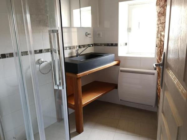 Superbe duplex refait à neuf, 2 chambres, bureau