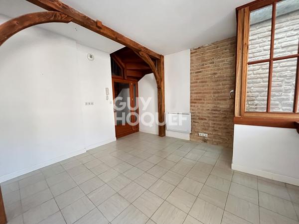 Superbe duplex refait à neuf, 2 chambres, bureau