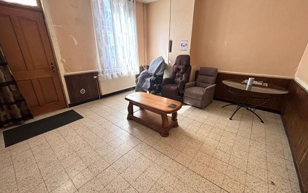 Maison à vendre    5 pièces • 98 m2 Saint-Quentin