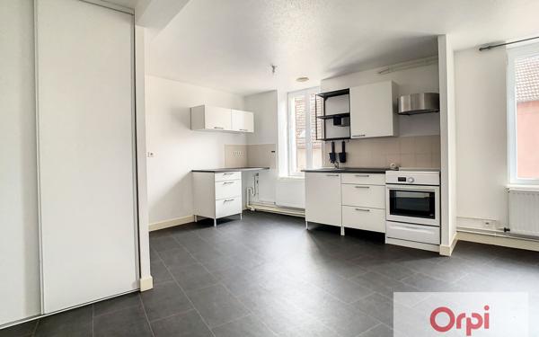 Appartement à louer    3 pièces • 55,35 m2 Commentry