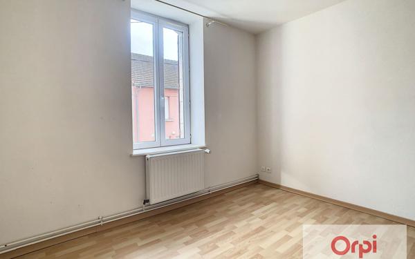 Appartement à louer    3 pièces • 55,35 m2 Commentry