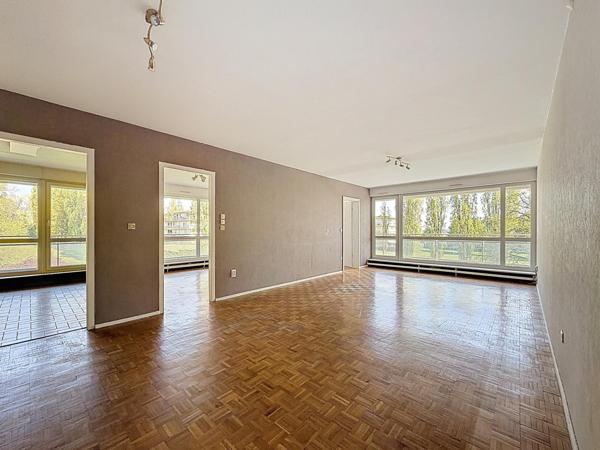 Appartement F5 avec balcon filant et box en ss-sol
