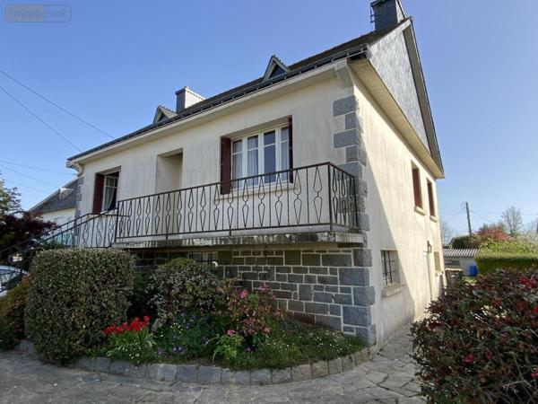 Maison à vendre à Loudéac dans les Côtes-d'Armor (22600), ref : 22110-2305
