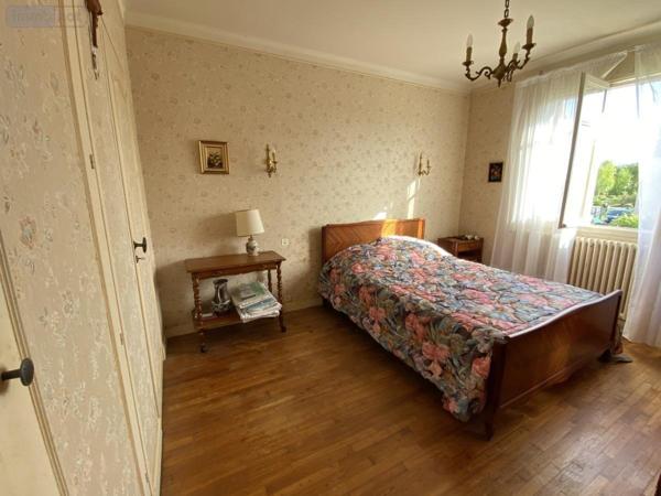Maison à vendre à Loudéac dans les Côtes-d'Armor (22600), ref : 22110-2305