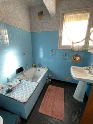 Maison à vendre à Loudéac dans les Côtes-d'Armor (22600), ref : 22110-2305