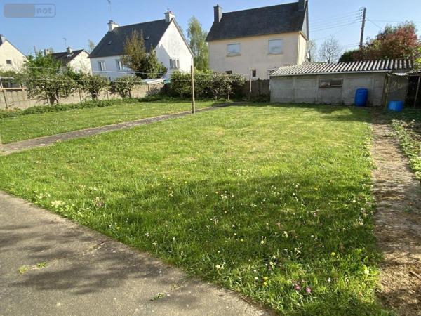 Maison à vendre à Loudéac dans les Côtes-d'Armor (22600), ref : 22110-2305