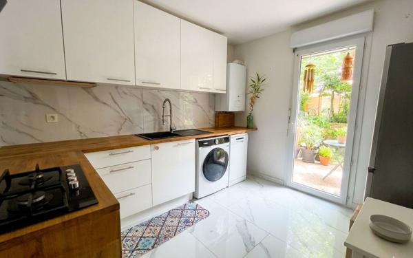 Maison à vendre    3 pièces •  Nîmes