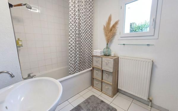 Maison à vendre    3 pièces •  Nîmes